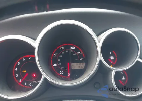 2004 Toyota Matrix Xr z USA, uszkodzony, nr VIN 2T1KR32E64C301764